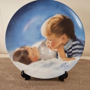 Zolan Special Moments Brotherly Love Decorative Plate with Children Illustration
